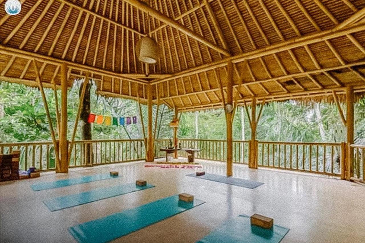 Shanti Toya Ashram Mambat Exteriér fotografie